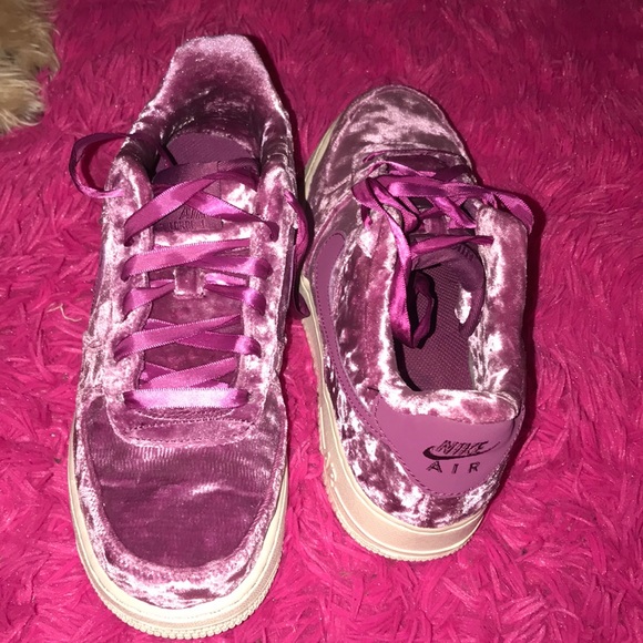 Shoes - Picture 6 of 6